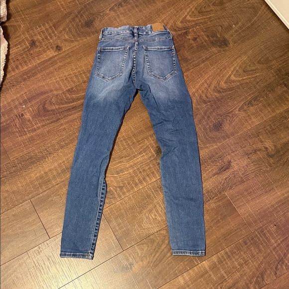 High Rise Curvy Jegging Women Jeans - Picture 2 of 2